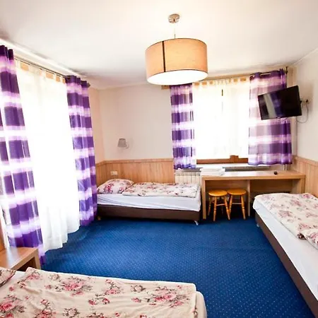 Bernadeta Проживание в семье