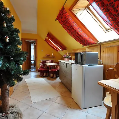 Проживание в семье Bernadeta *