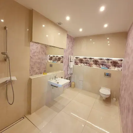 Bernadeta * Бялы-Дунаец